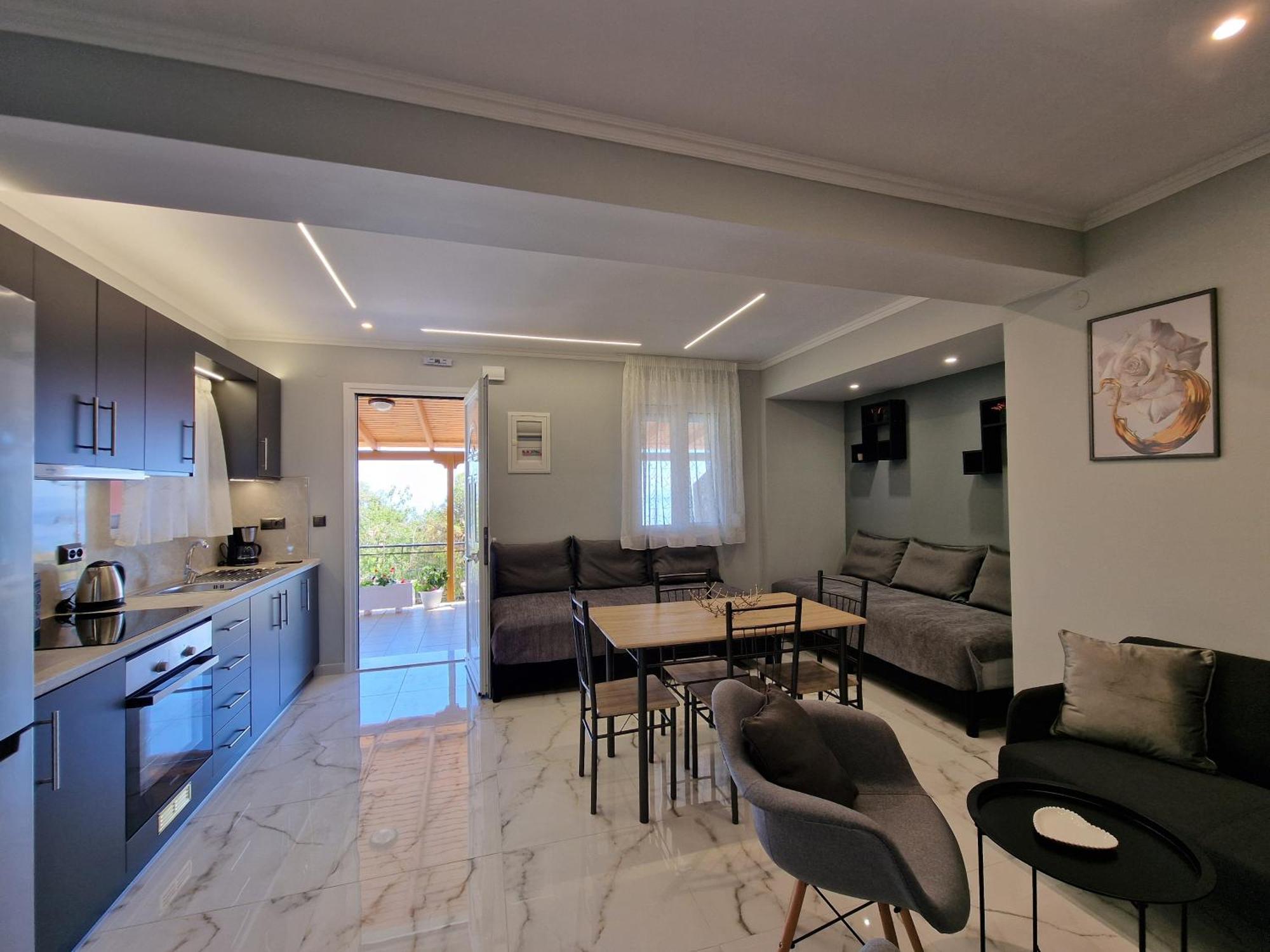 Dennis Seaview Apartment *